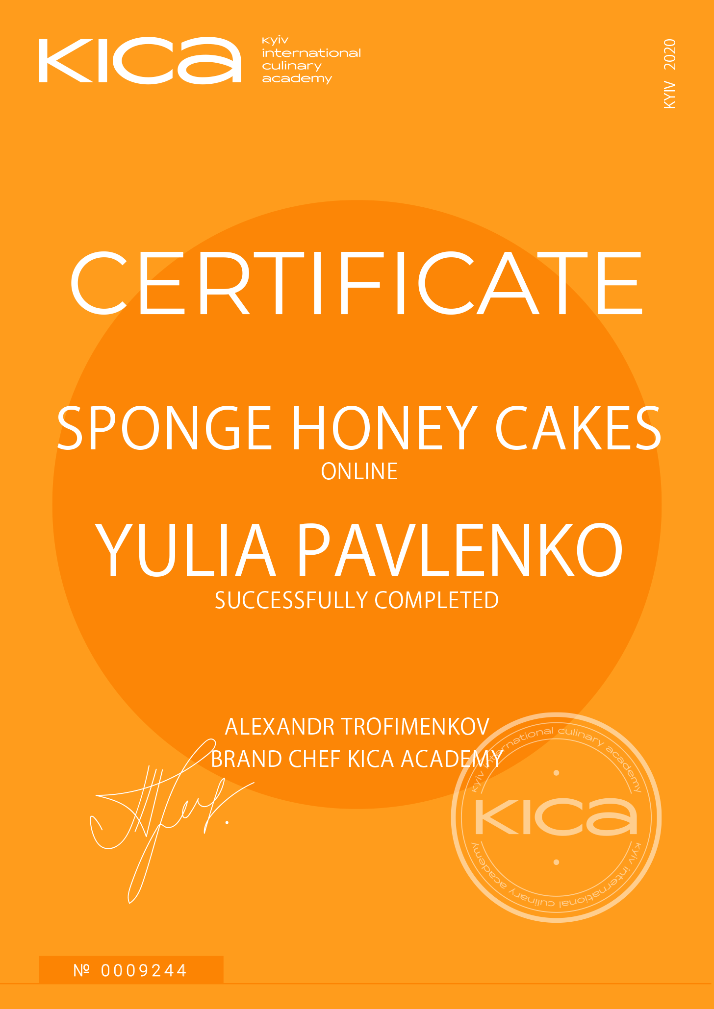 Amazing Honey Sponge Cakes