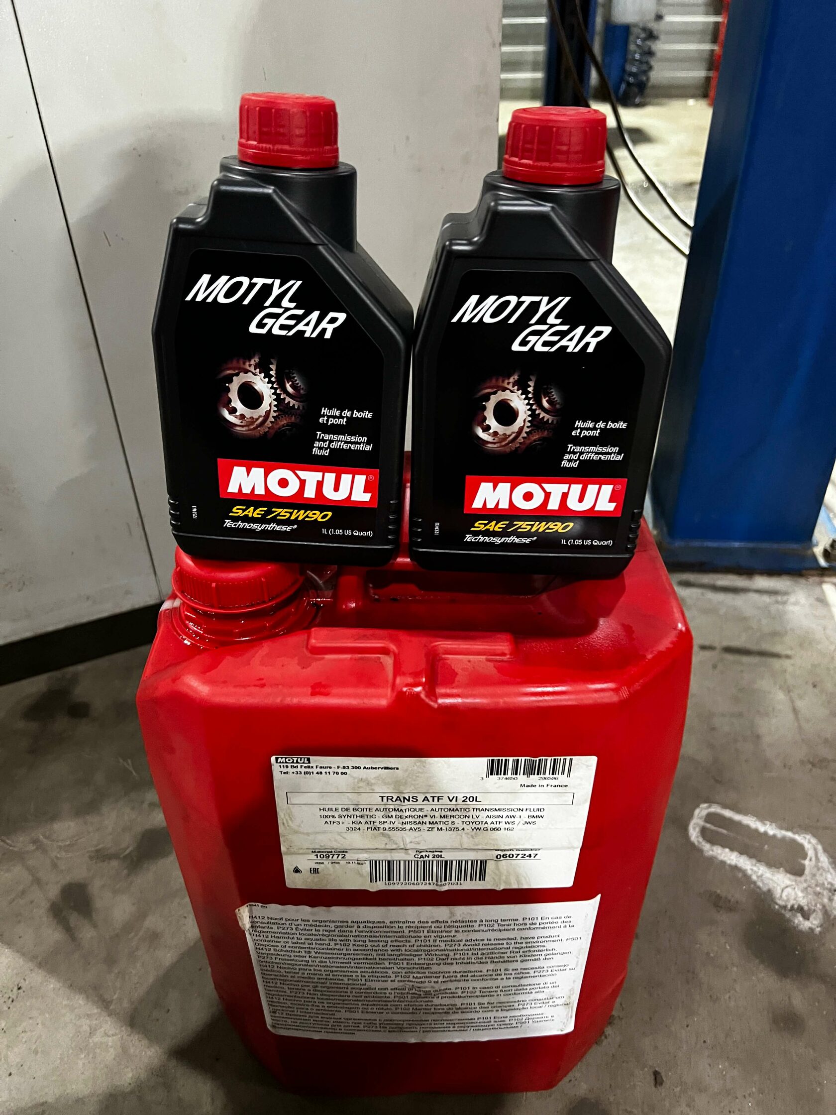 Материалы Motul для обслуживания Hyundai Santa Fe