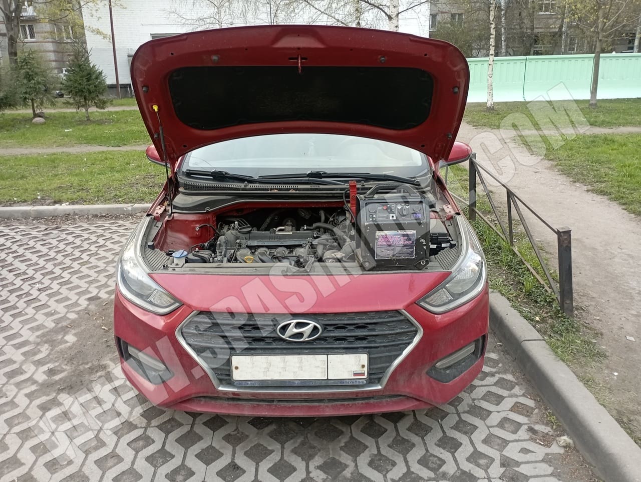 Прикурить Hyundai на улице Бутлерова в Калининском районе Санкт-Петербурга
