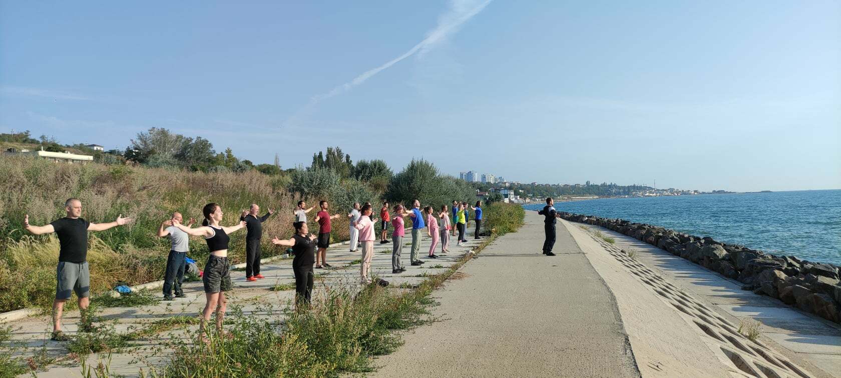 Погода в черноморске. Лагерь Автомобилист в Крыму. Детский лагерь Северянин. Школа 14 Керчь Аршинцево. Детский лагерь Дельфин 2010 года Крым.