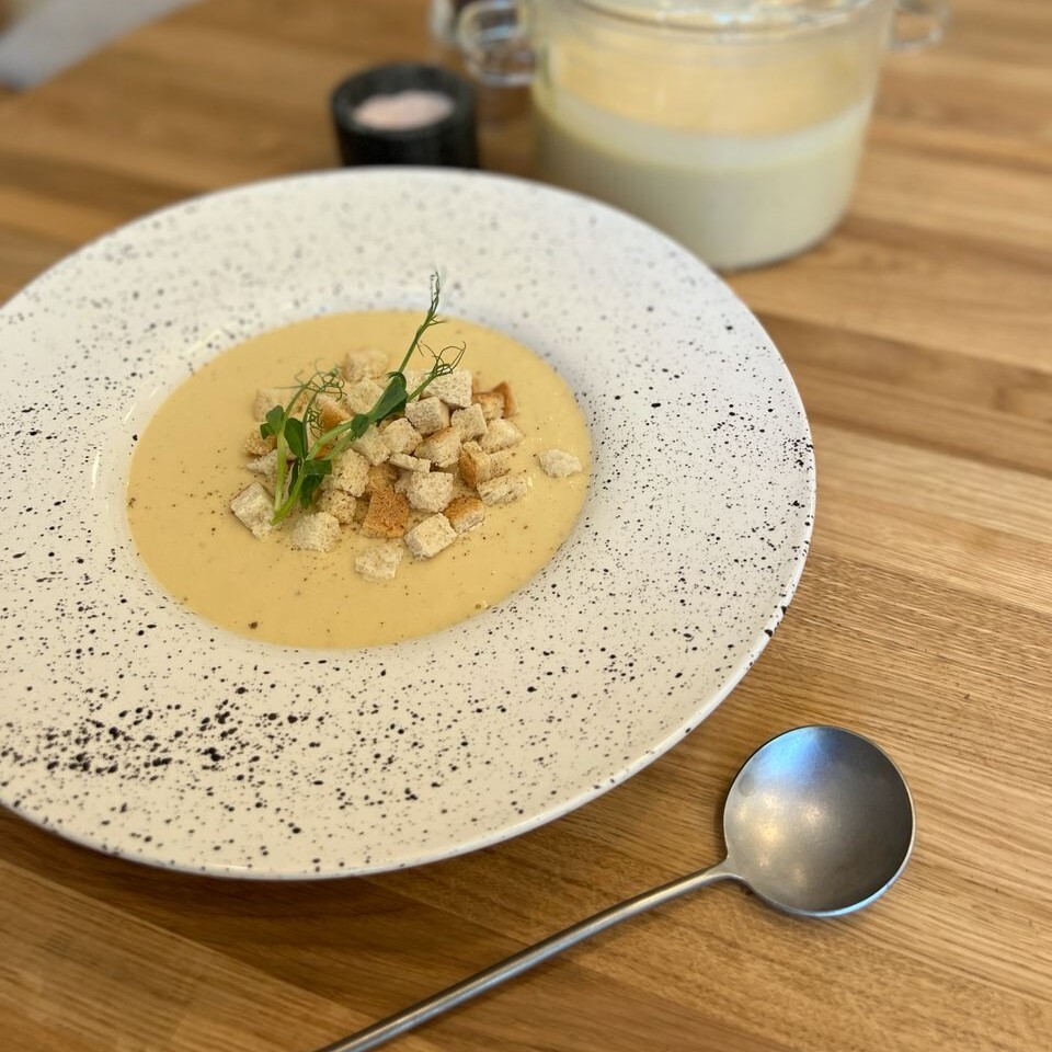 Блюдо: Сырный суп-пюре с кабачками