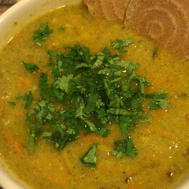 Суп-пюре из цветной капусты с кешью
