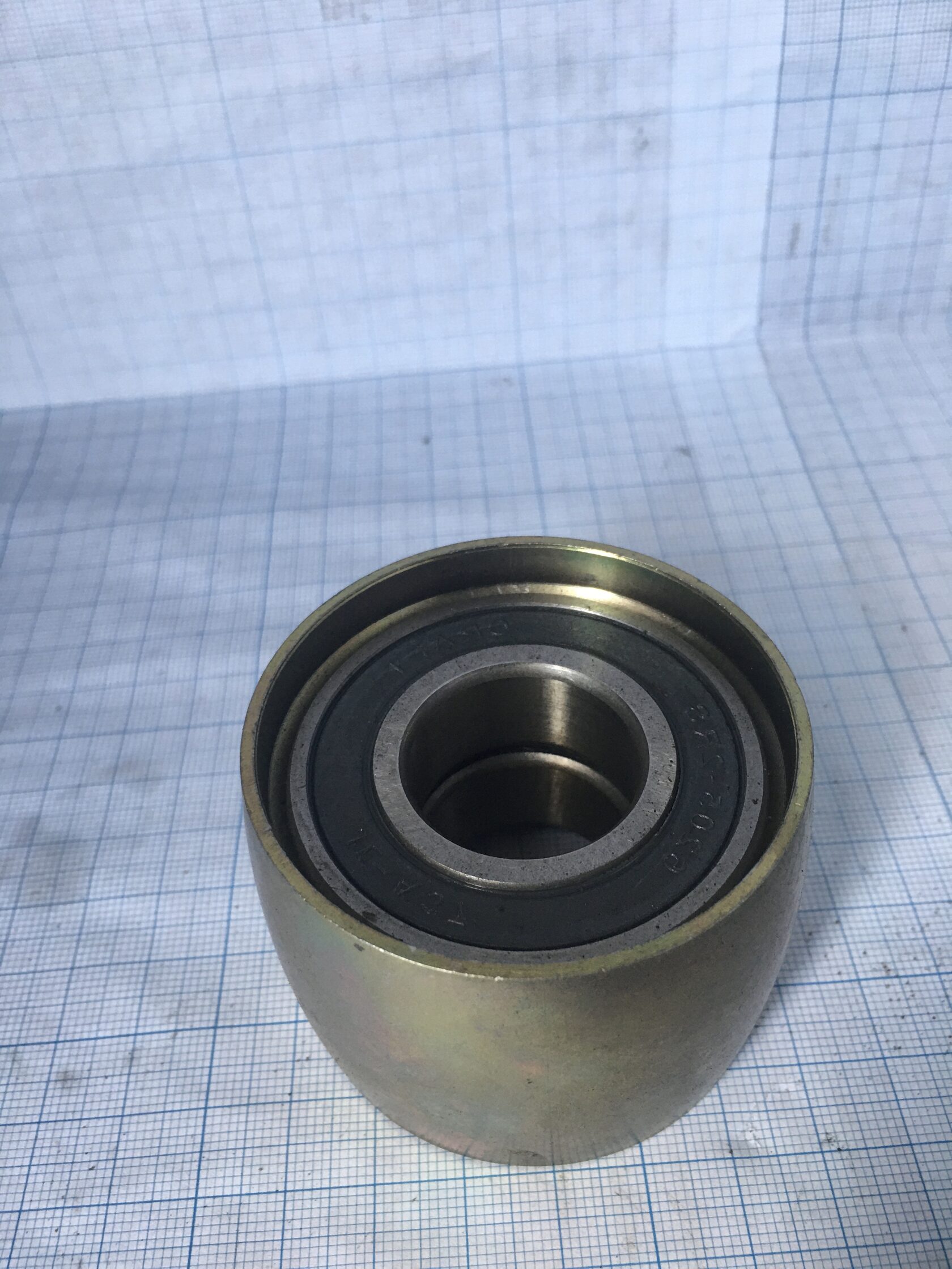 181.31.00.820 Ролик в сборе с подш в наличии от компании ПромАгро