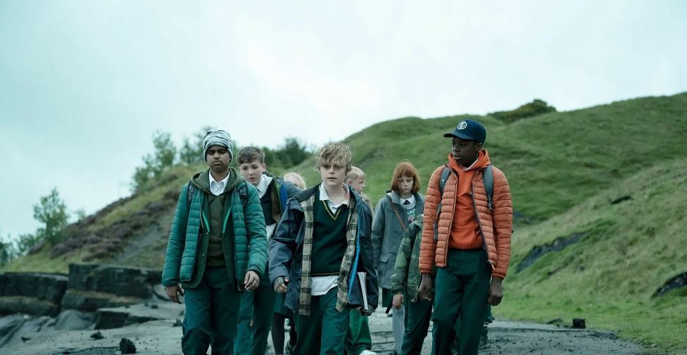 Кадр из сериала «Вторжение»