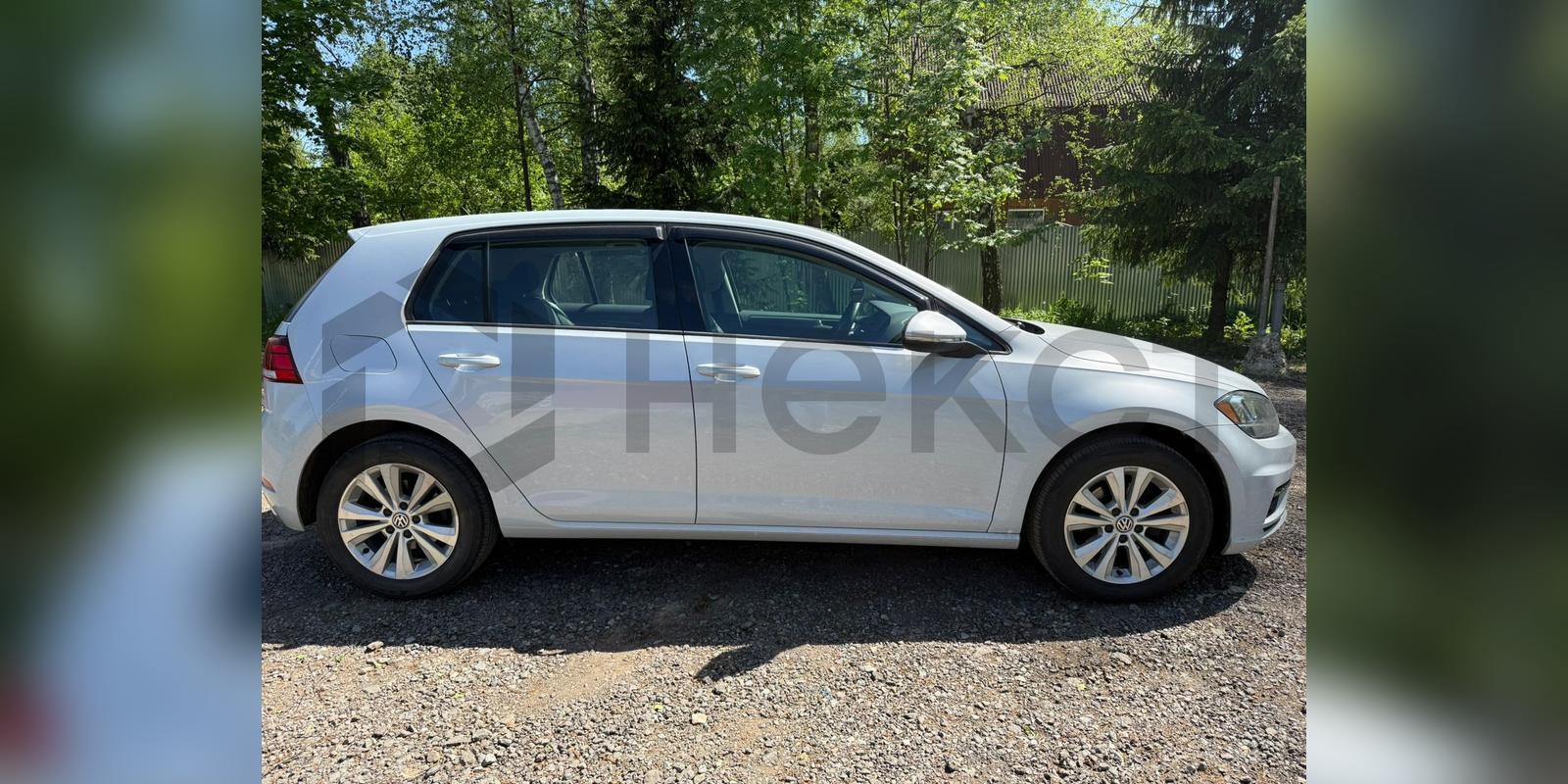 Volkswagen Golf_1385