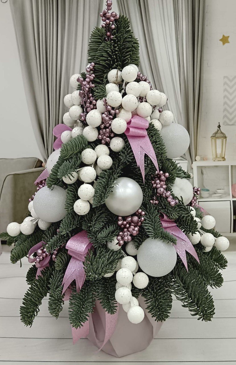 Как букет к Новому году. Подарок новогодний - декоративная ёлка из нобилиса с доставкой по Нижнему Новгороду