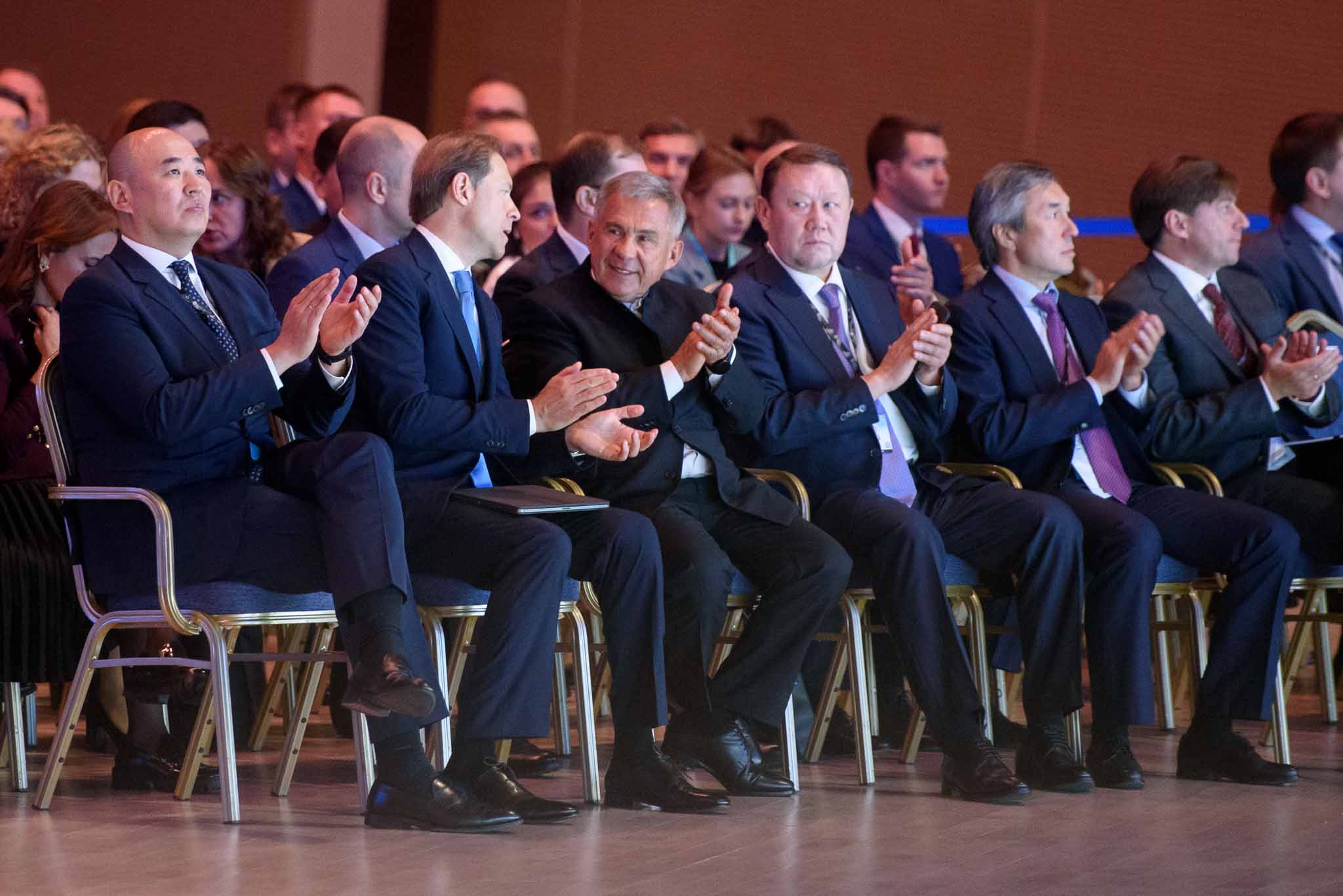 Не выступивший на совещании. Не выступивший на совещании