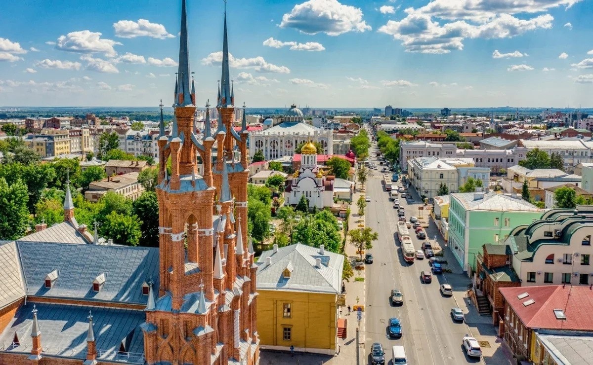 Куда сходить в самаре в выходные. Город зовет Самара. Разный Самара. Туры в Самару. Многообразие городов.