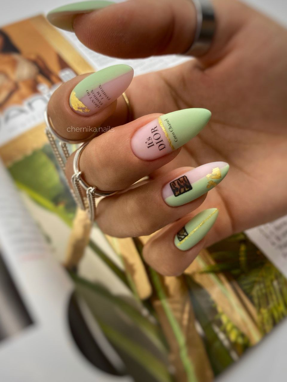 Cтудия красоты CHERNIKA NAILS // Севастополь