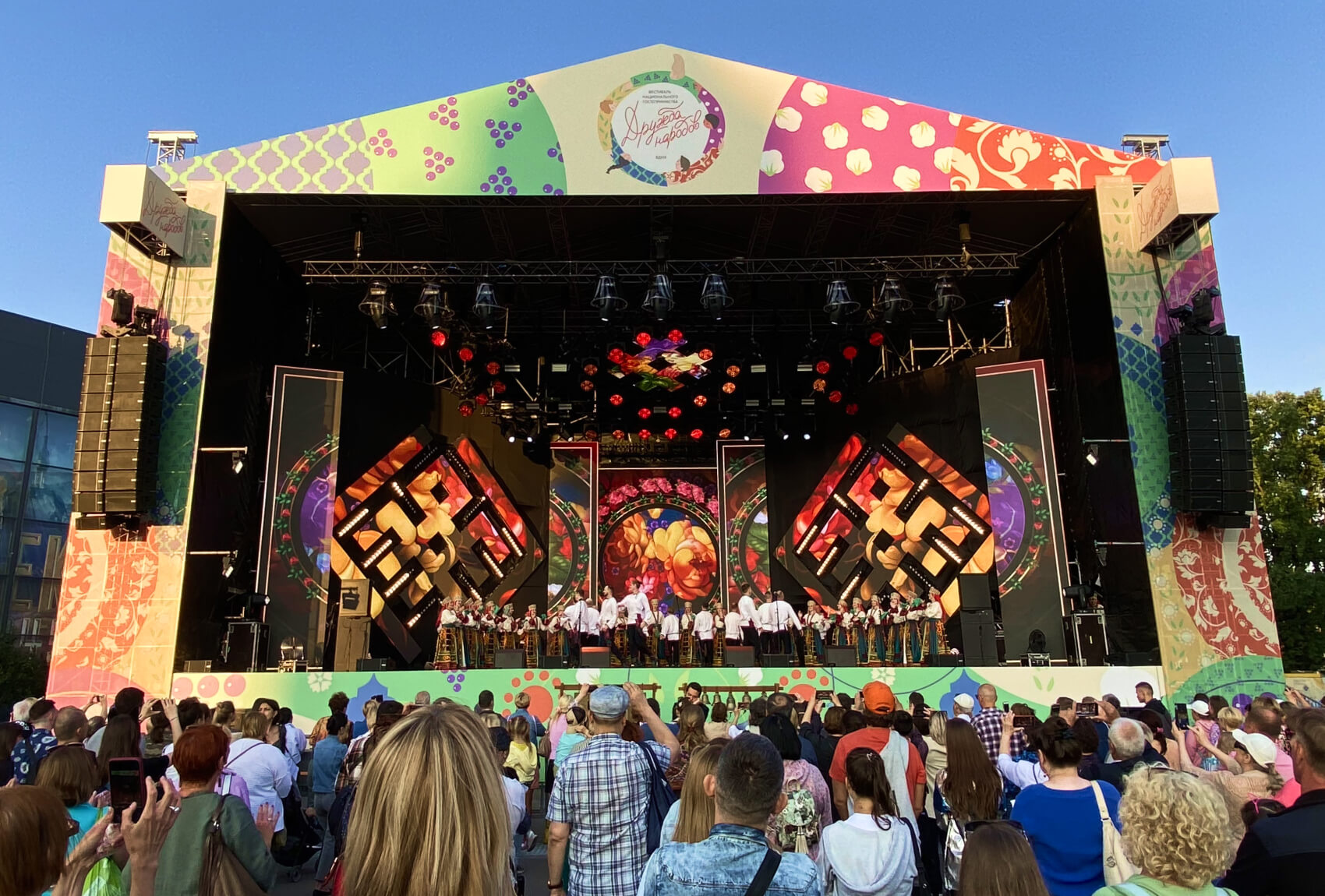 аренда экранов, led-экраны, светодиодные экраны, шоу, event