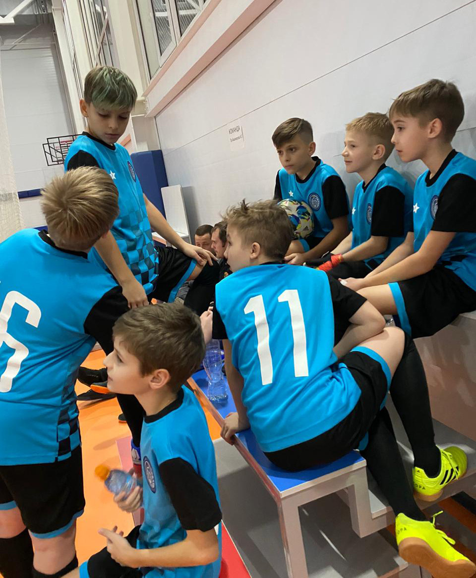 Первые успехи футбольной команды Гимназии "ДАР"<br />