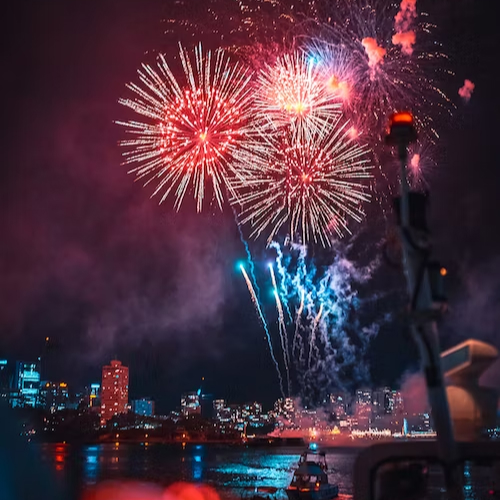 Салют на новогодний корпоратив