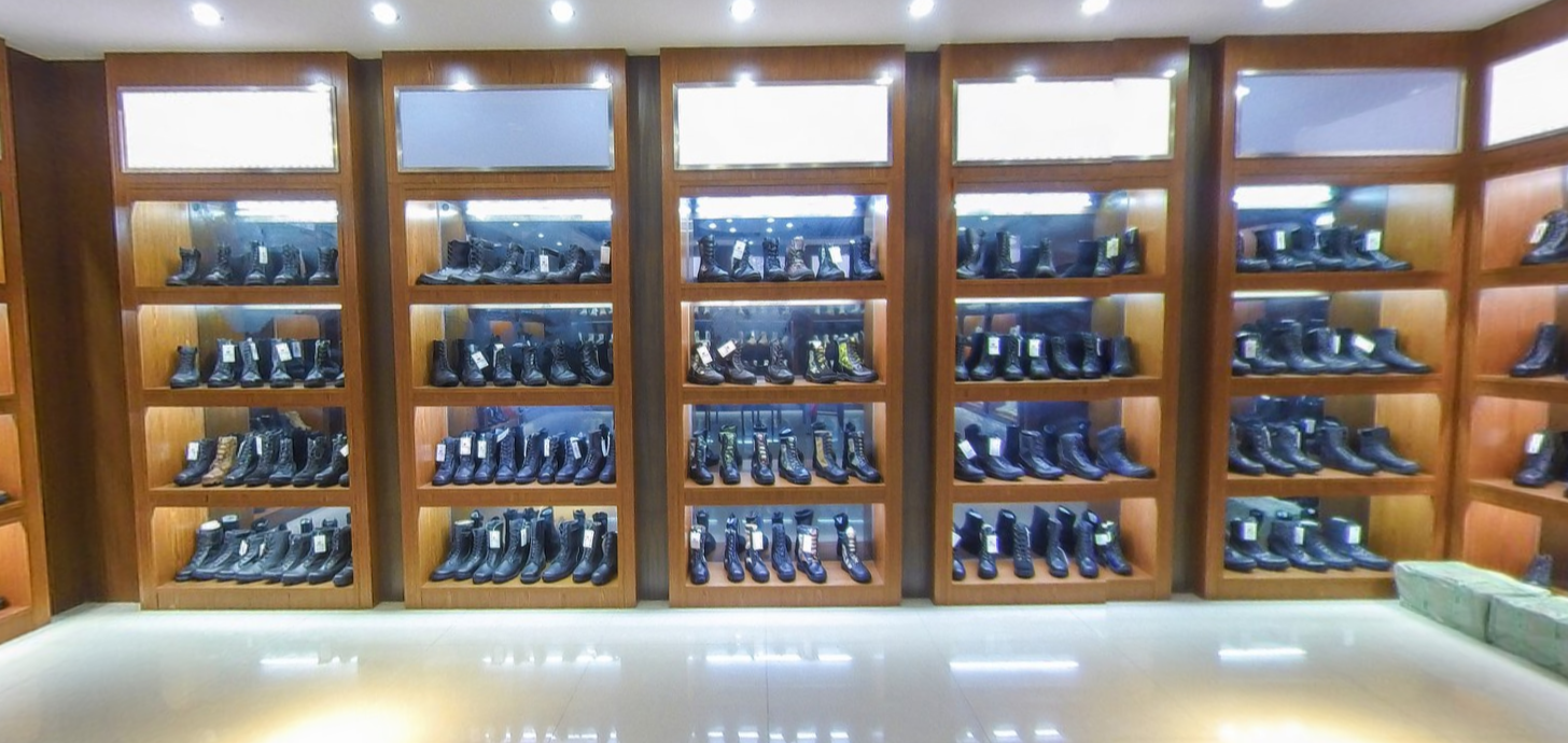 Цех фабрики по производству обуви