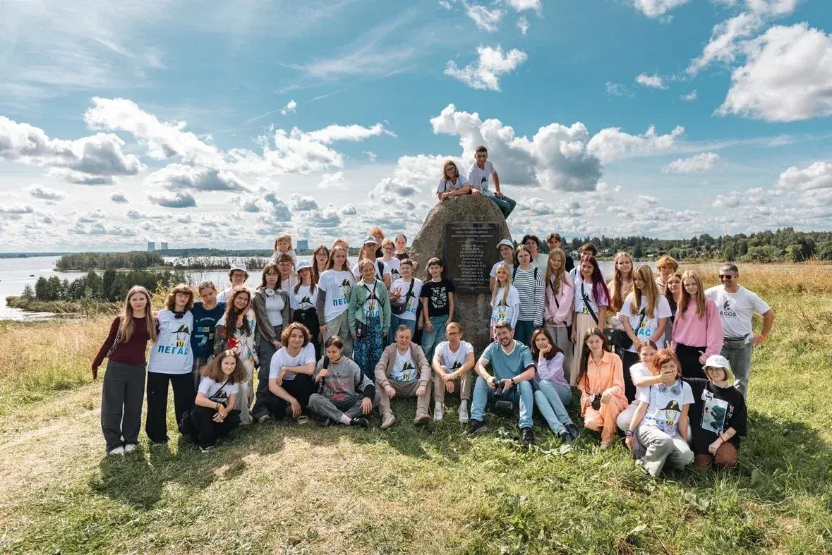 Подростки из атомных городов сыграли на сцене Театра сатиры