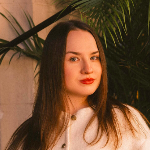 Ольга Солончева — Gestora Administrativa Colegiada, официальный агент ASISA