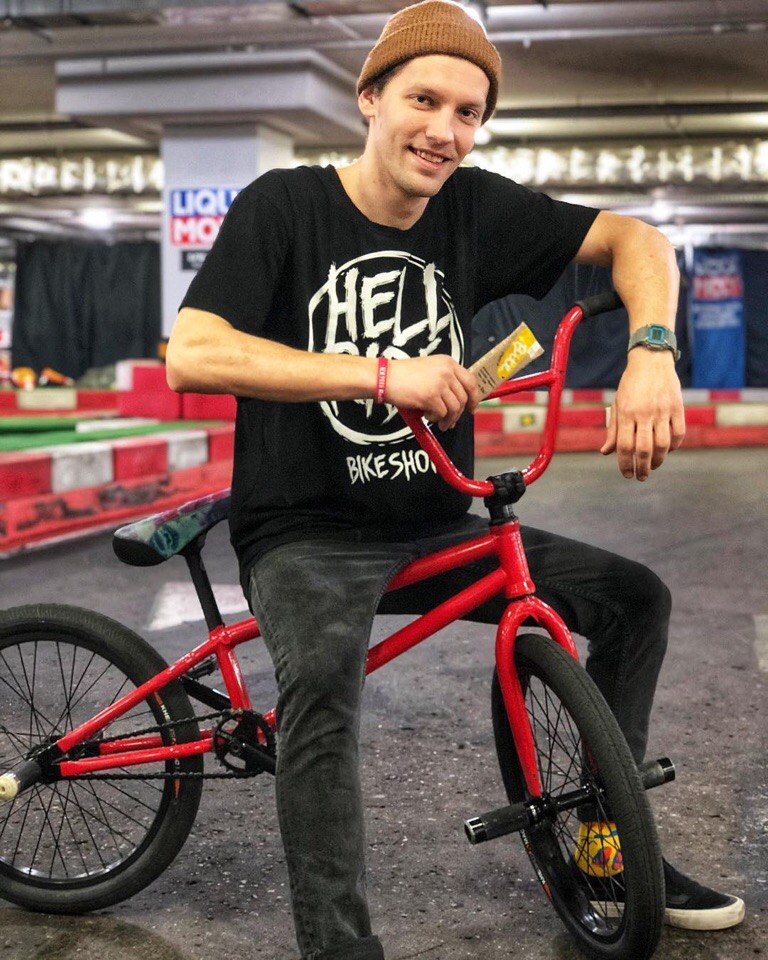 Matt Hoffman long hair BMX