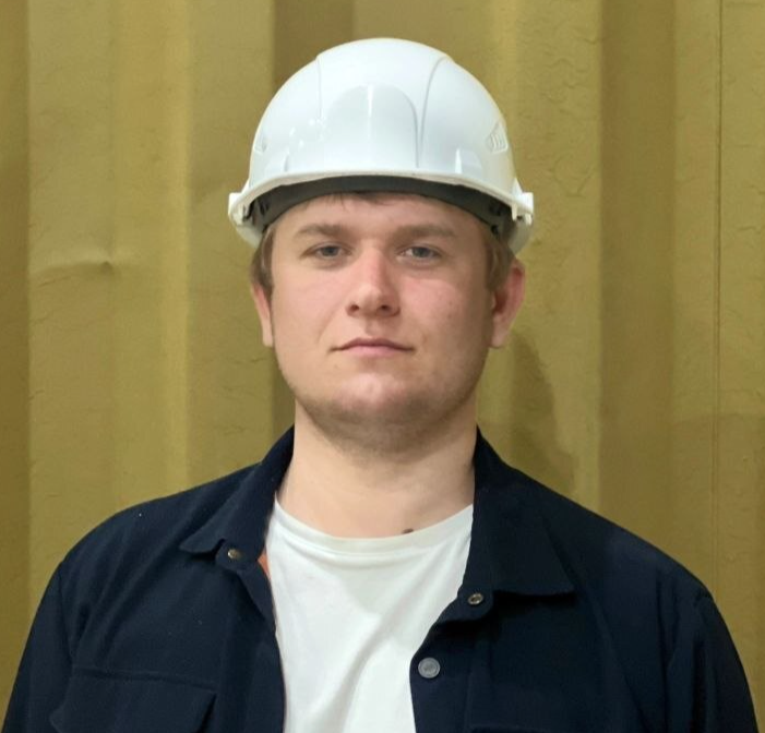 Алексей Петров