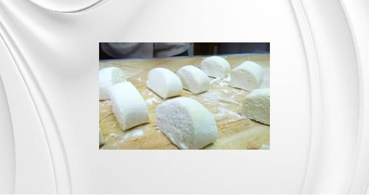 Приготовление идеальных сырников из творога с мукой: шаг 4