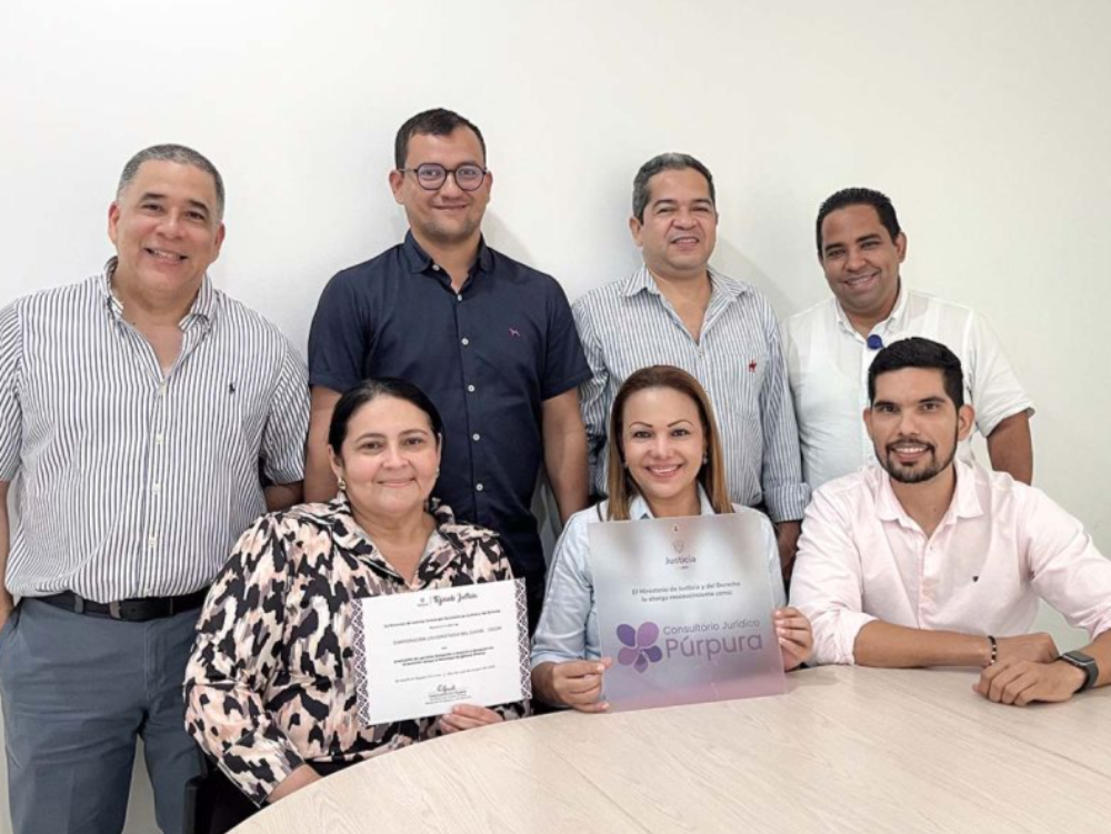 Consultorio Jurídico de UNICECAR recibe certificación como Consultorio Púrpura e Inclusivo por el Ministerio de Justicia