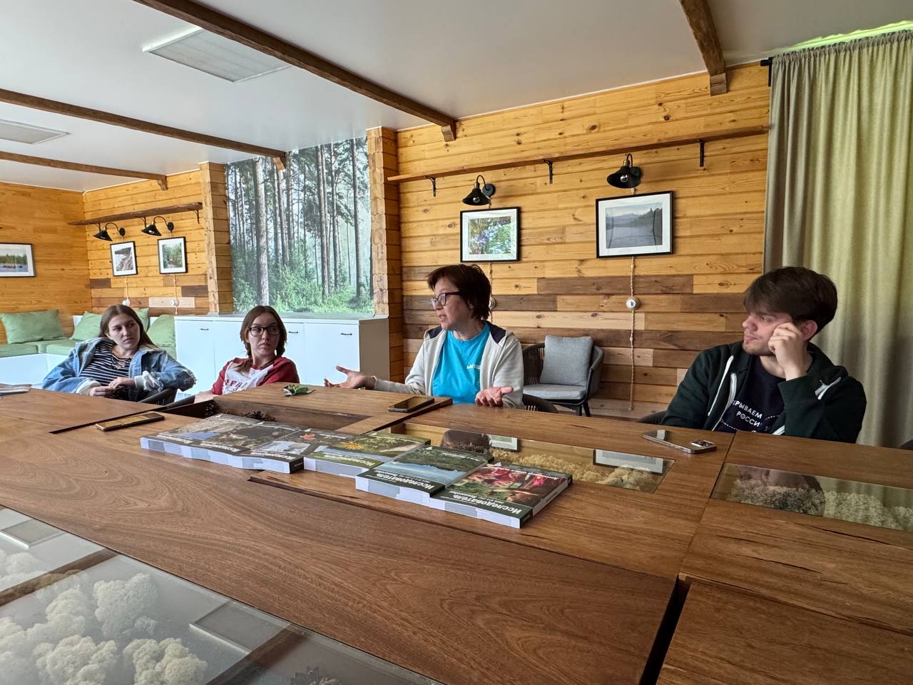 Студенты ВШЭ в Байкальском заповеднике