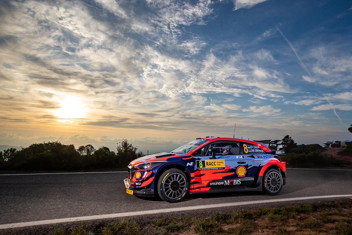 Отт Тянак и Мартин Ярвеоя, Hyundai i20 Coupe WRC, ралли Каталония 2021