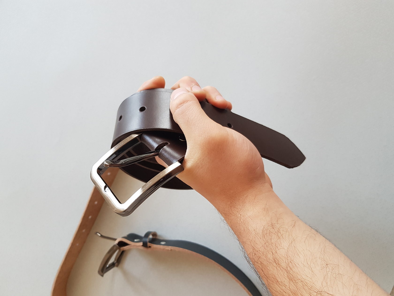 кожаный ремень - отличная идея для подарка twelve to eleven воронеж