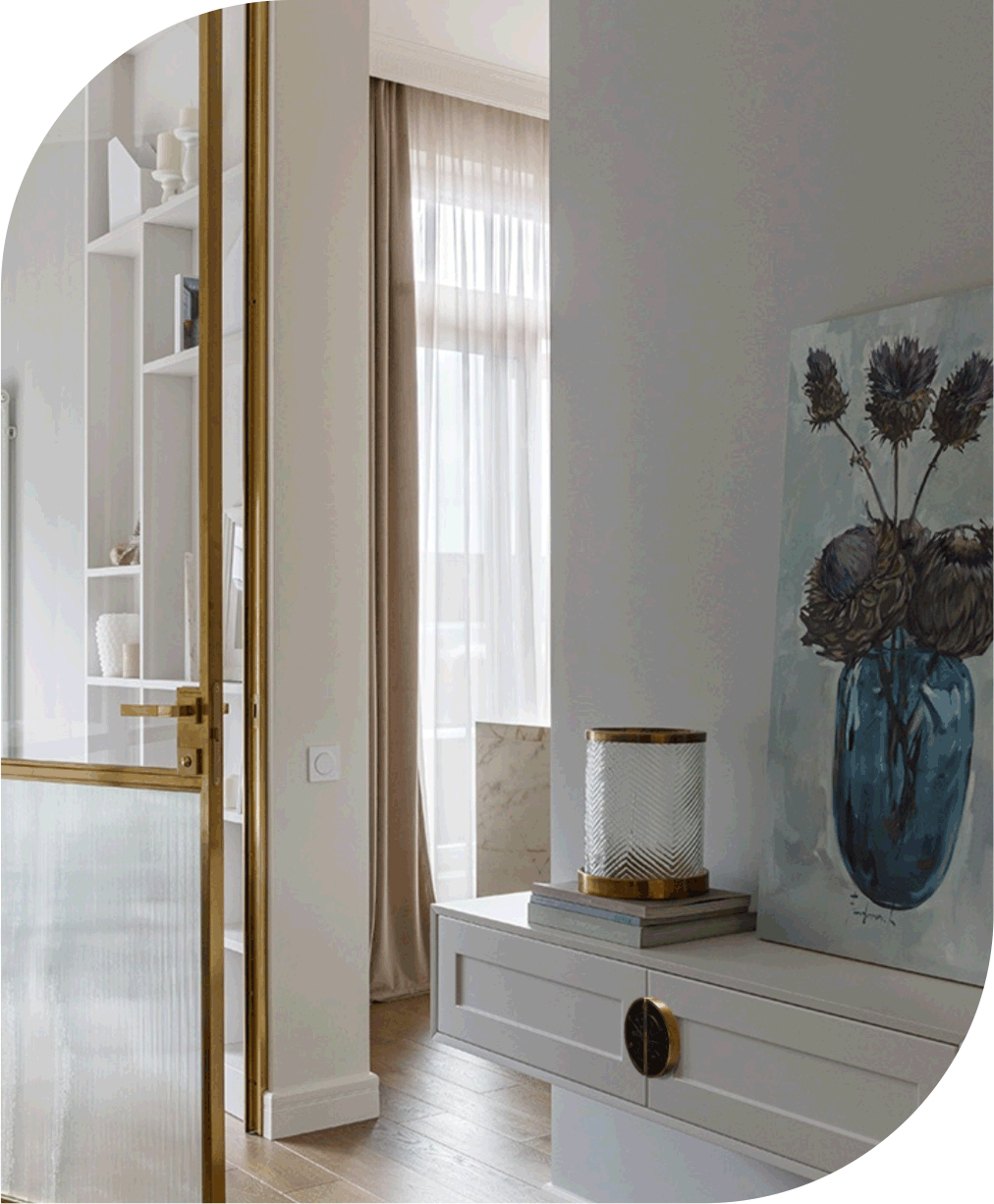 фотография ручек на навесном камоде