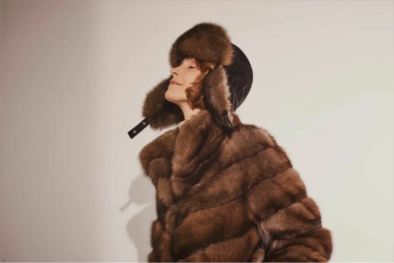 Золотые шубы. Золотые шубы. Золотые шубы. Соболева шуба. Фабрика золотое руно шубы.