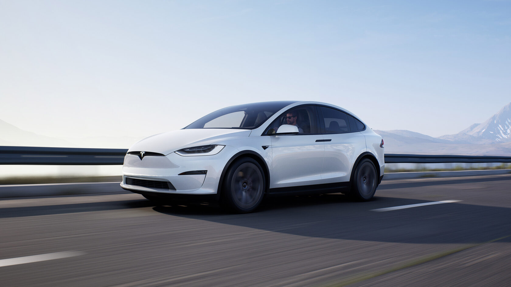 Купить Tesla Model X Plaid в Москве, цена от 8,8 млн.руб на сайте в России