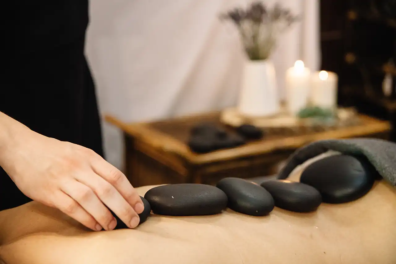 massage-stonetherapy-1