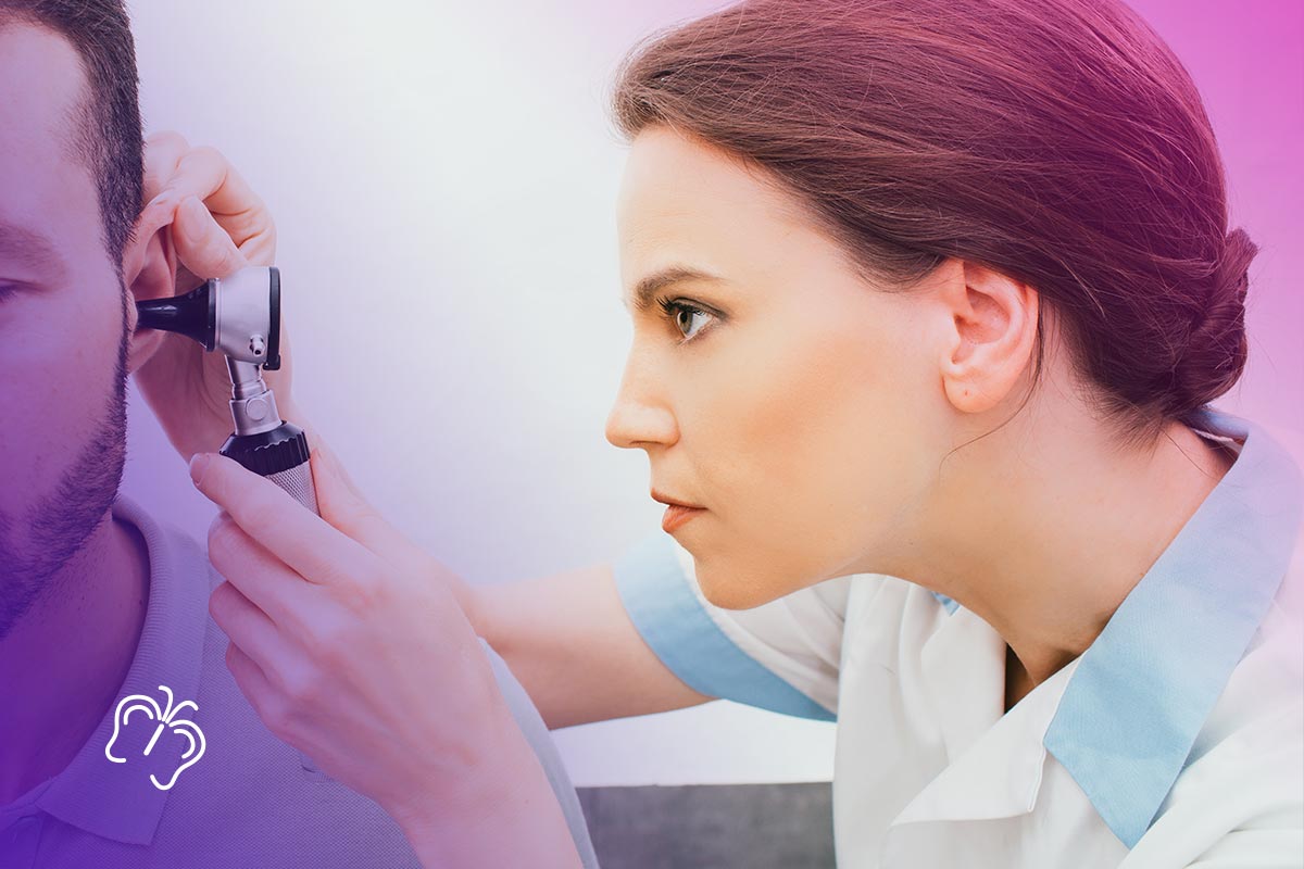 врач-сурдолог