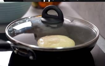 Приготовление американских панкейков на молоке: шаг 8