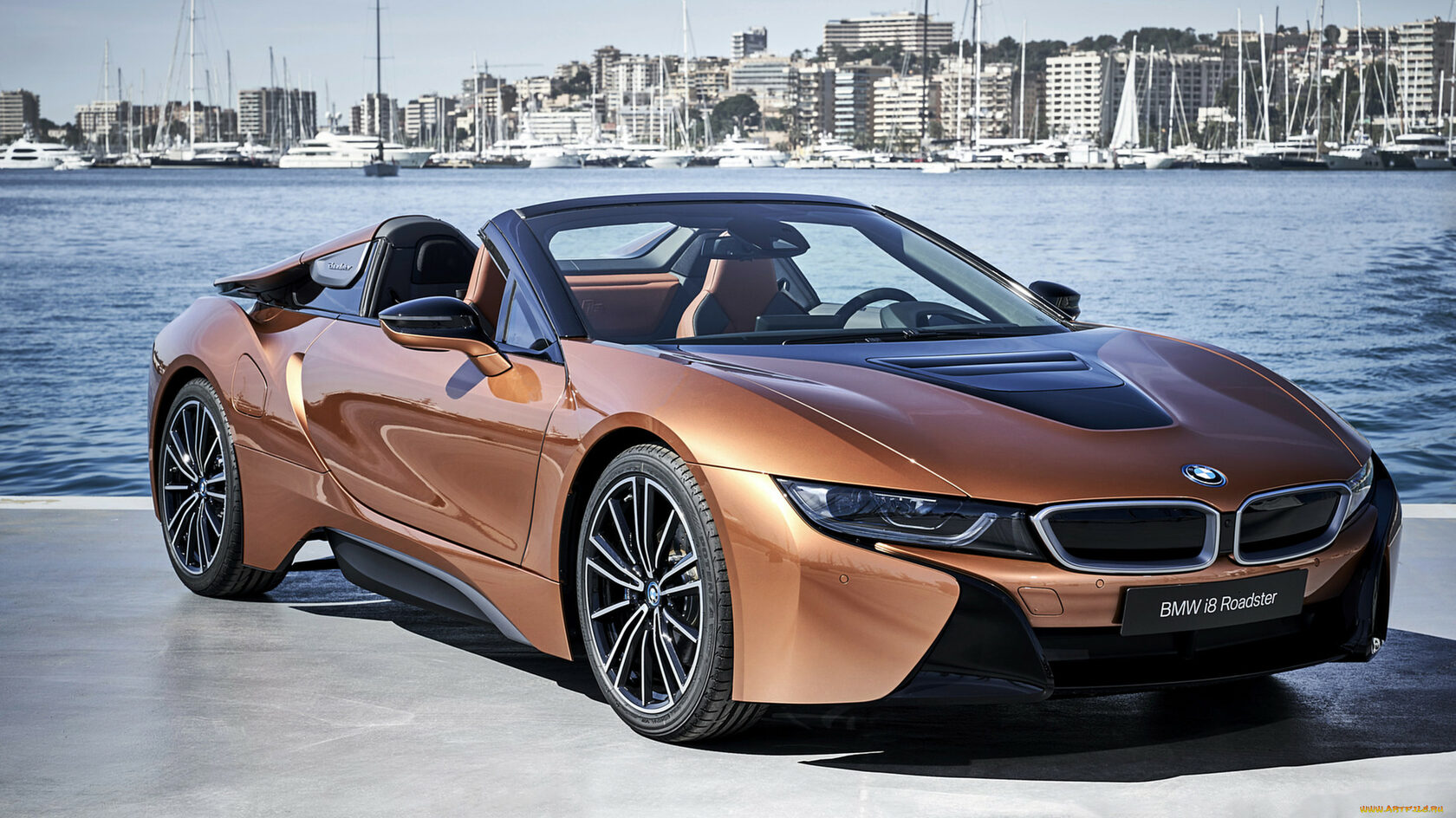 БМВ i8 Roadster