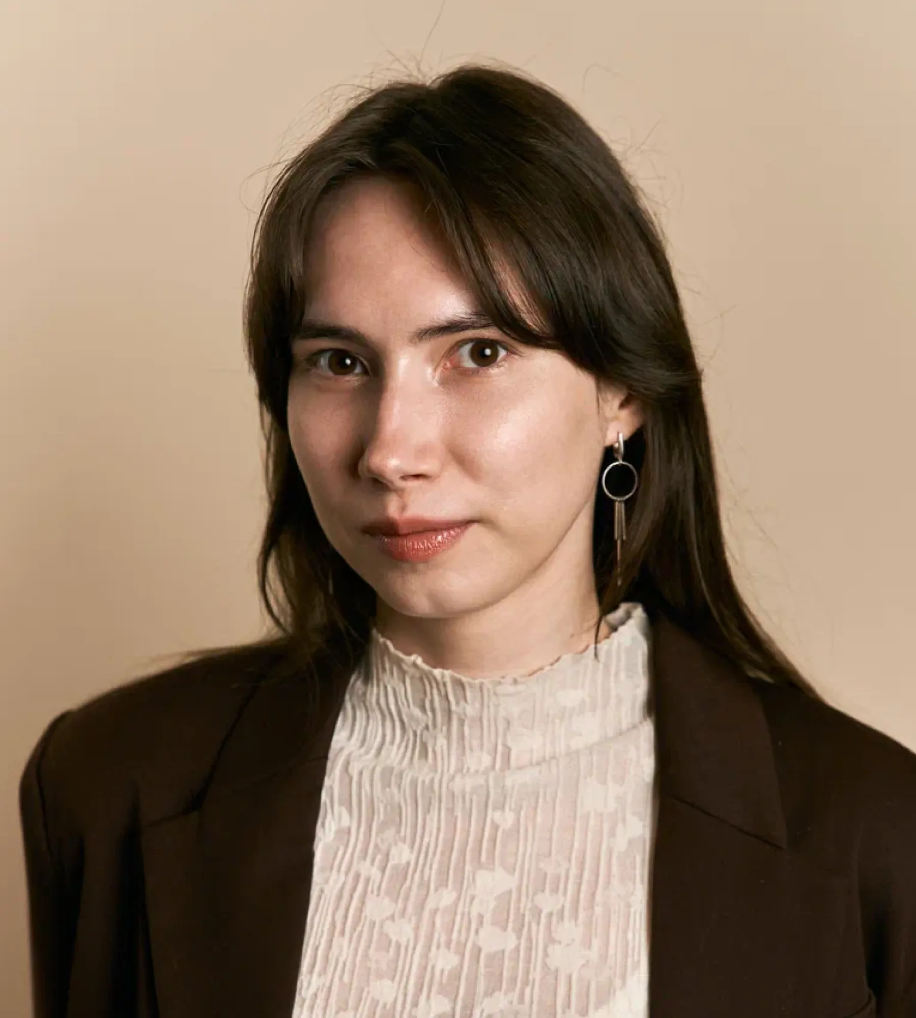 Элина Новых — преподаватель курса