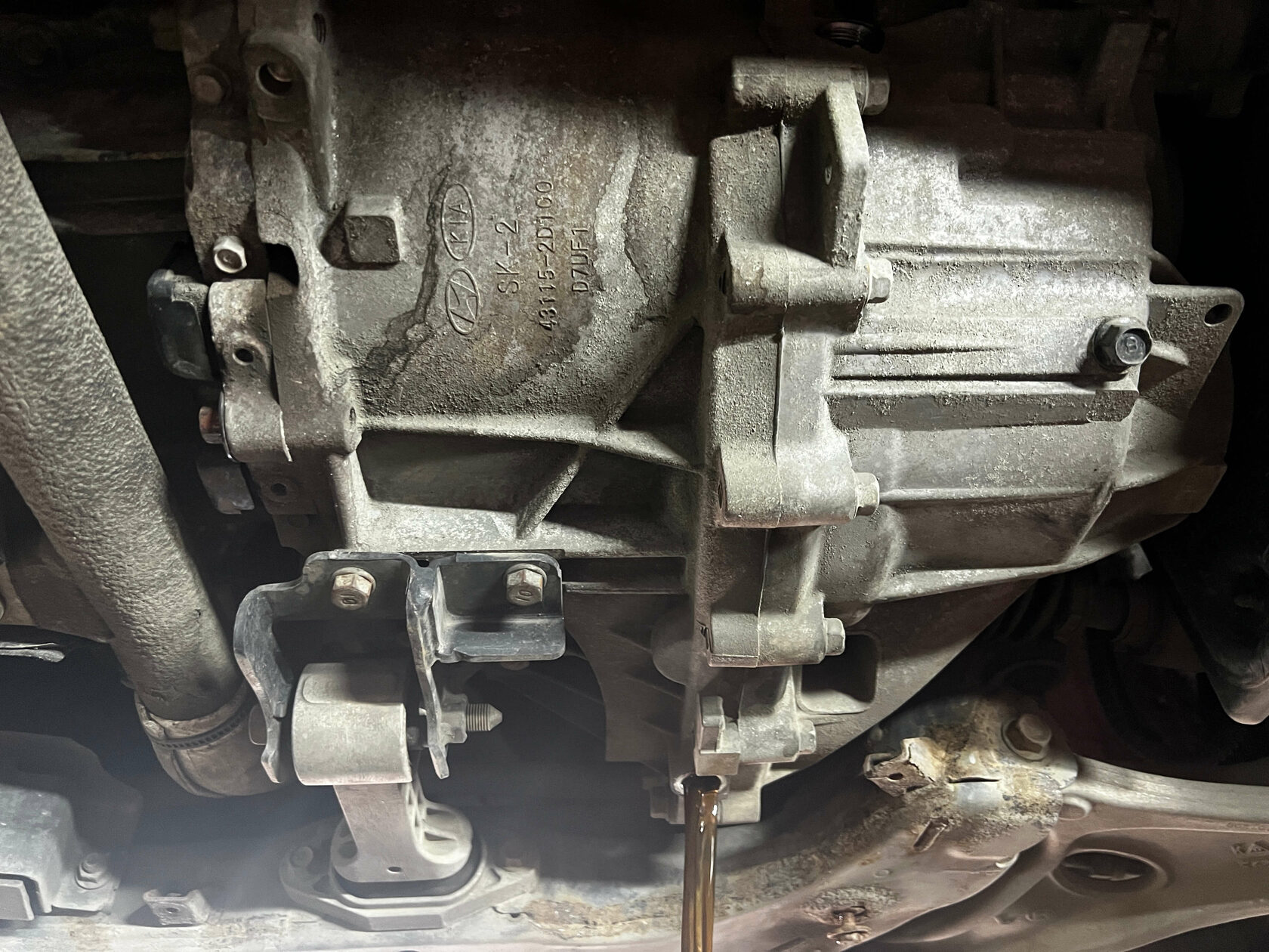 Зачем нужна замена масла в КПП