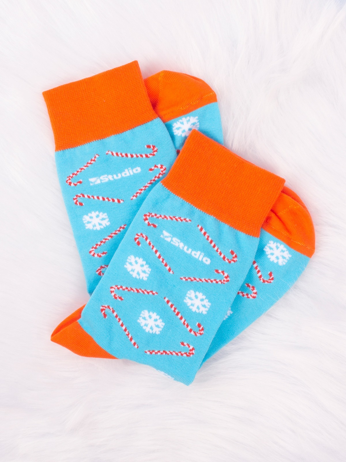 Носки с индивидуальным дизайном для компании GiftParad