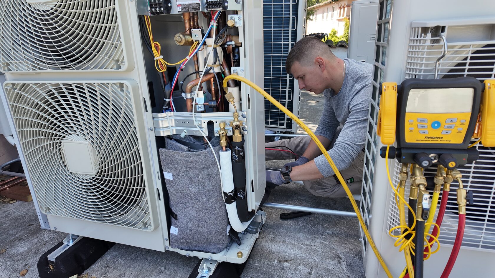 how long does it take to install a new furnace with a professional contractor