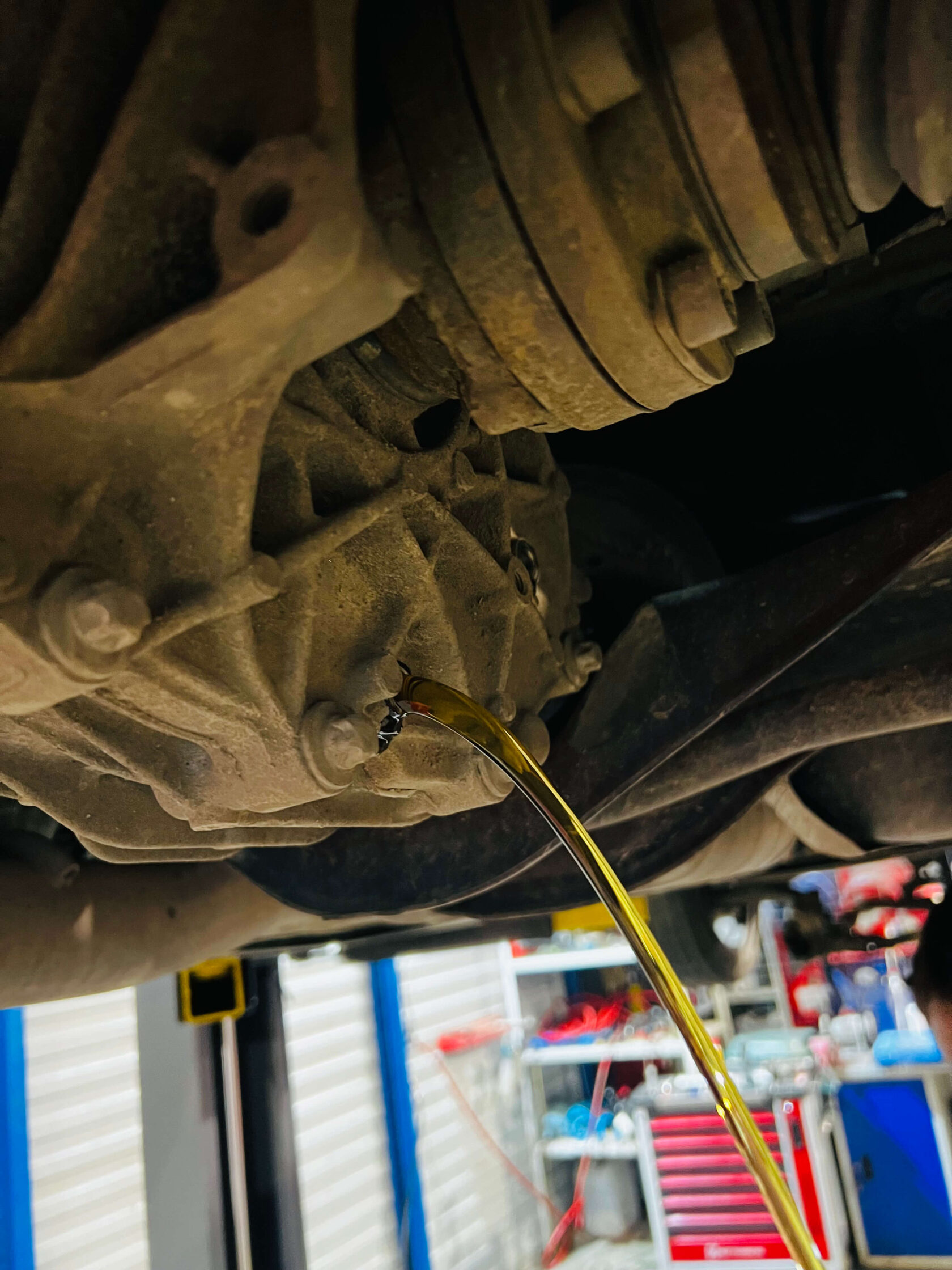 Задний редуктор Замена масла в заднем редукторе Audi