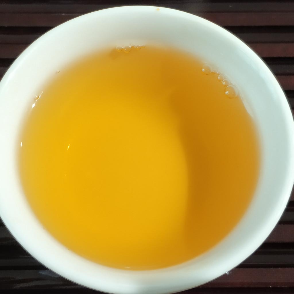 Dry Yunnan Gold tea buds
