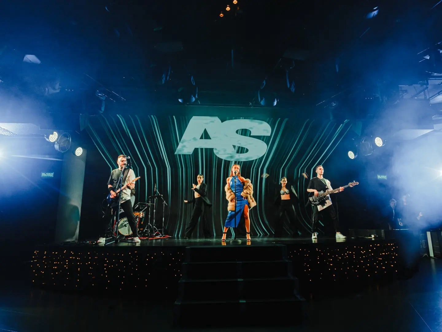 Экспедиция «страна энтузиастов» магадан мурманск - discovery. Вингфрид фон екатеринбург. Страна энтузиастов. Страна энтузиастов. Анны вознесенской фото.