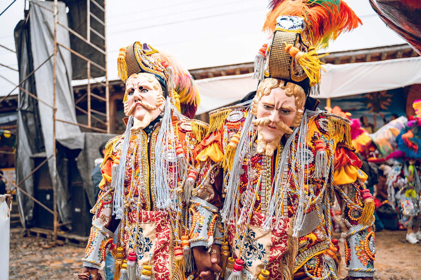 Танцы на улицах города можно увидеть в декабре. Чичикастенанго, департамент Киче, 2023. Фото: Фернандо Моралес.