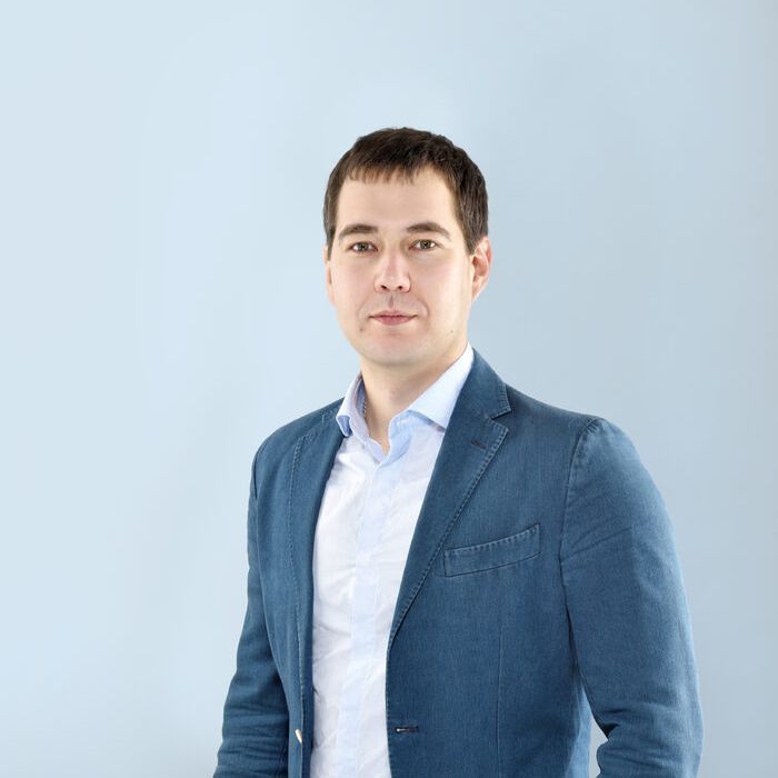 Артур чижик латыпов октябрьский фото B2B Sales Performance Conf 2023
