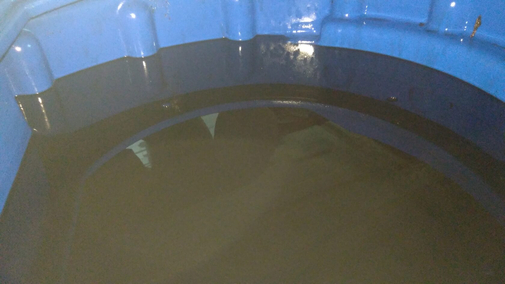 Процесс слива Слив масла из коробки передач Opel Astra