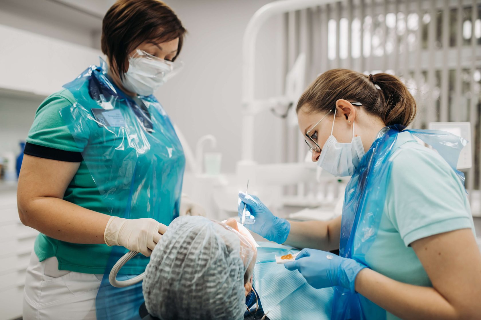 Захарова Дарья Геннадьевна - стоматолог-терапевт, Алеф