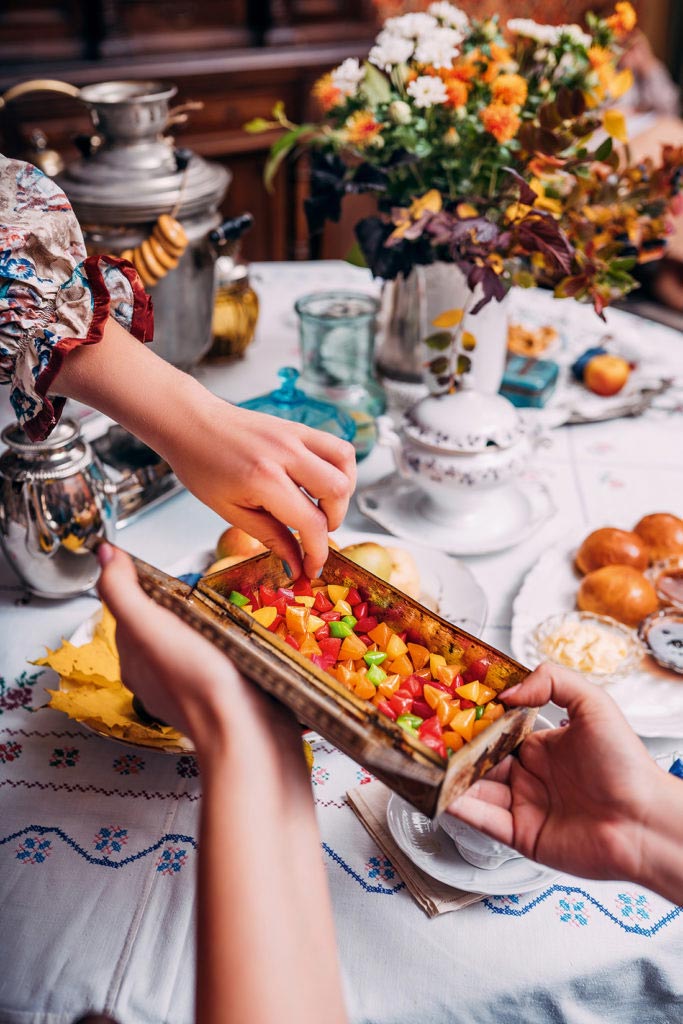 Русский дворик сергиев посад. Сергиевская кухмистерская сергиев посад. Ландау ресторан сергиев посад меню. Пироговая огого. Кафе сергиев посад.