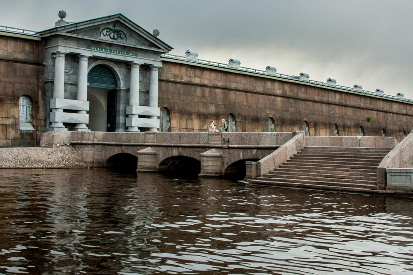 невские ворота петропавловской крепости