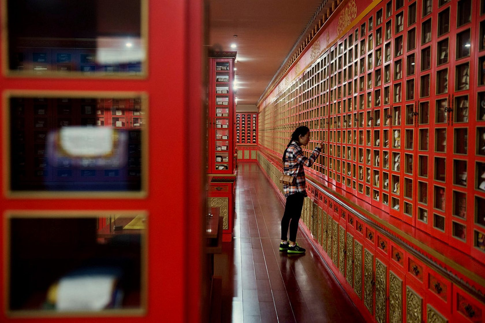 литература китая. азиатская библиотека. стоит ли покупать юани сейчас. Archive chinese. дрревне китайская библиотека.