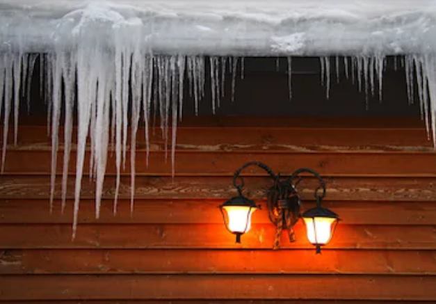 Очистка крыш загородных домов | КРЫШОВ - Уборка снега | Тюмень