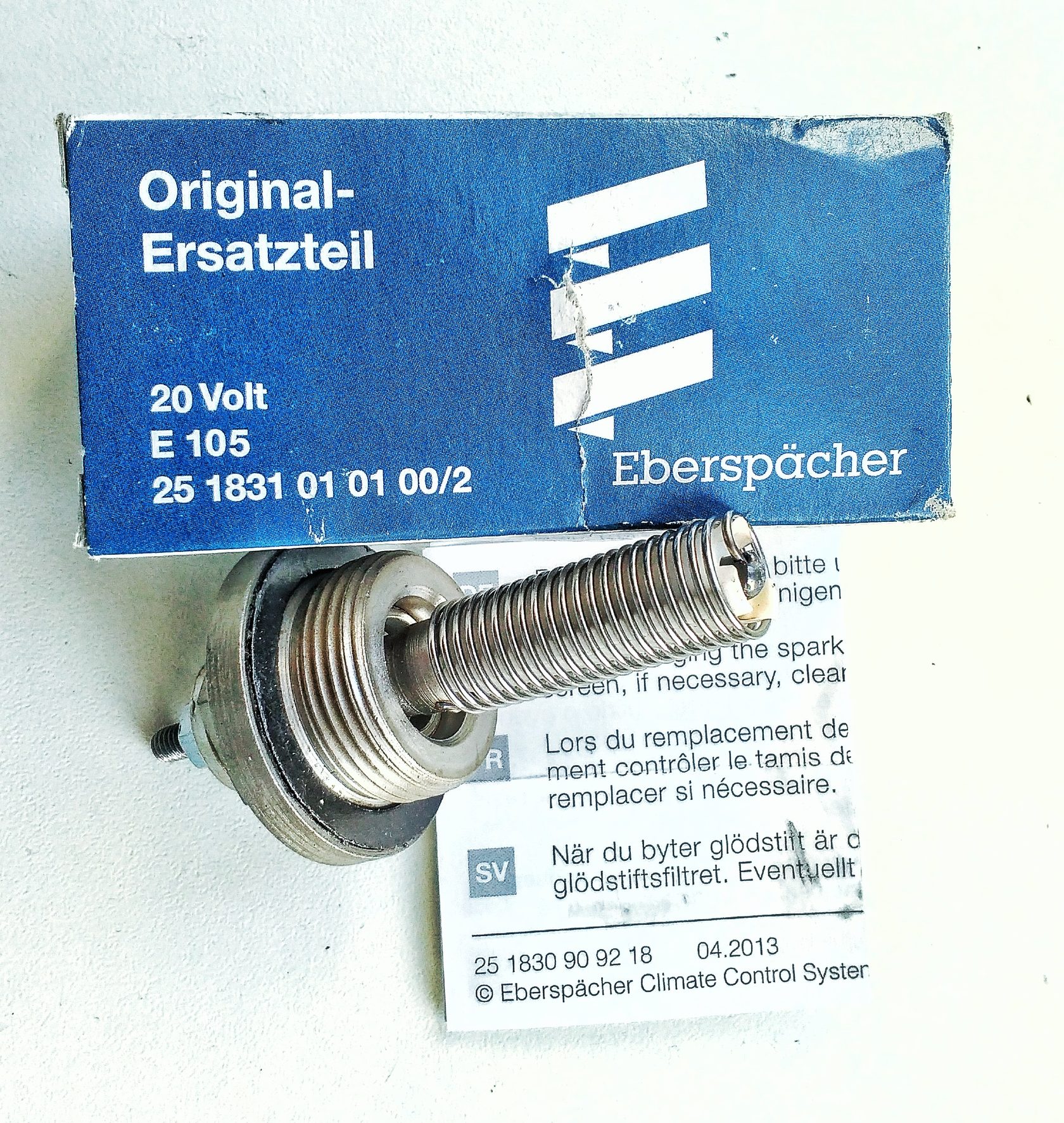 Свеча накаливания Eberspacher D1/D3 LC 24V E105; 25.1831.01.0100 
