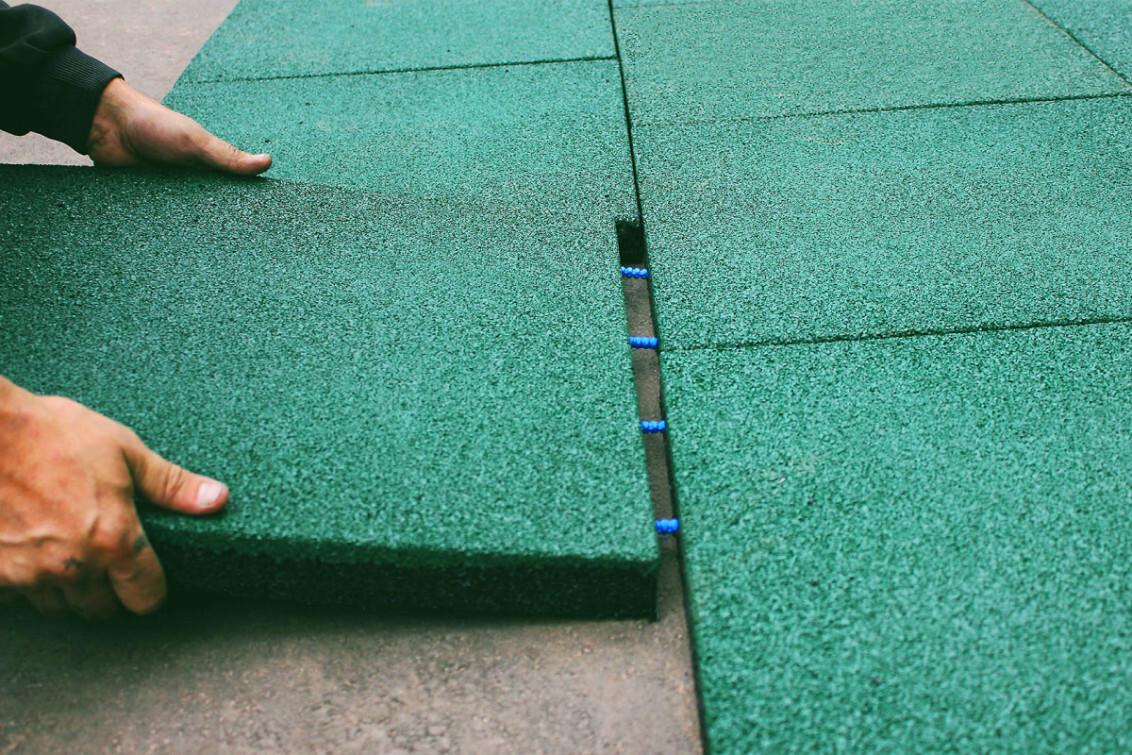 Резиновая плитка объект